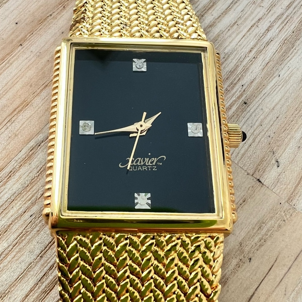 Vintage style Xavier mens rectangular gold tone dress watch NEW BATTERY